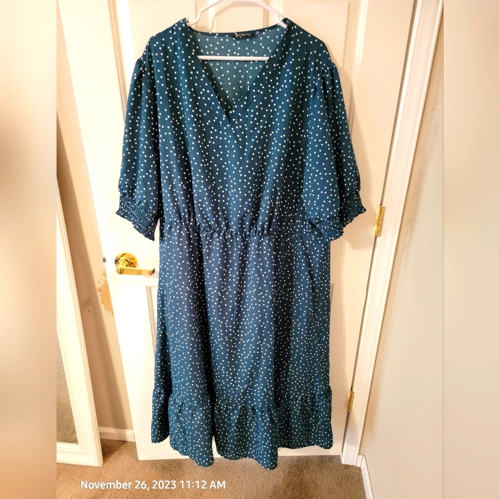 BloomChic midi teal colored dress